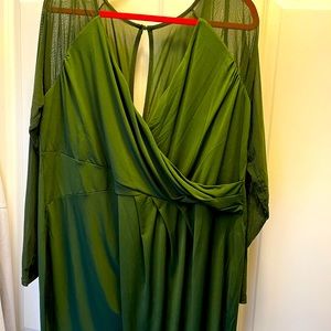 Women’s plus size dress